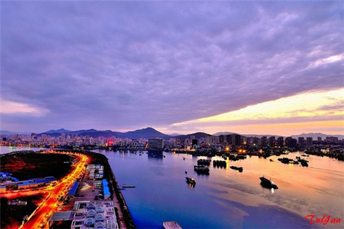 韩品香自助烤肉火锅店在乐至县烧烤市场还有前景吗